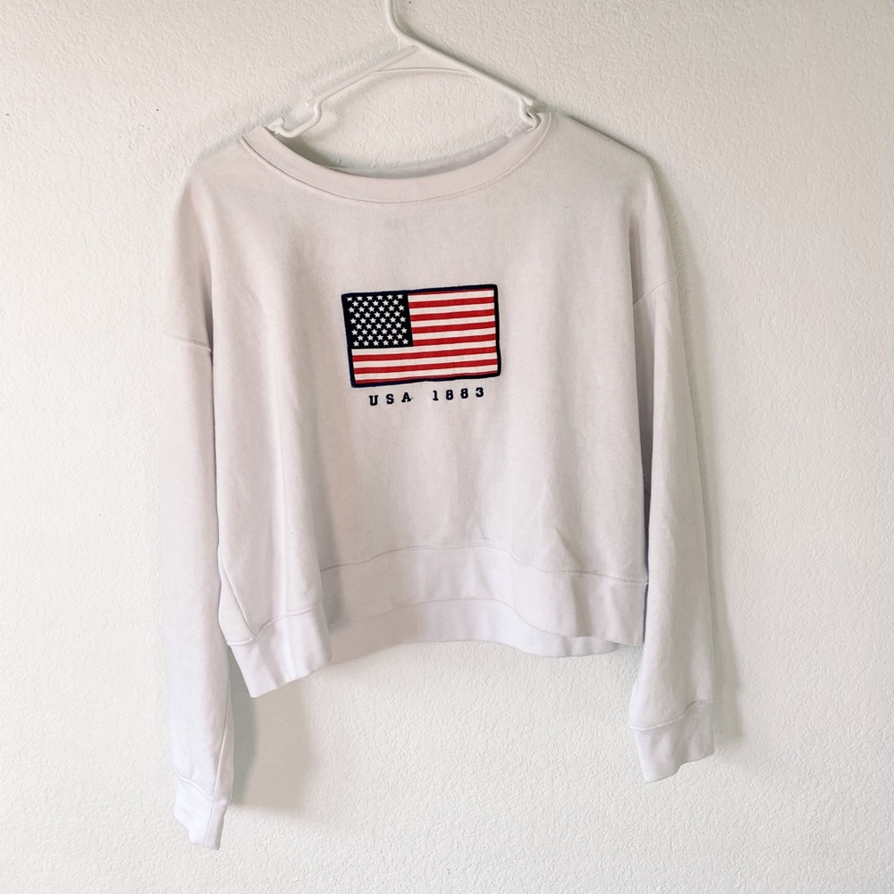 white sweatshirt : USA 1883(M)